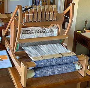 New Multi-shaft Loom